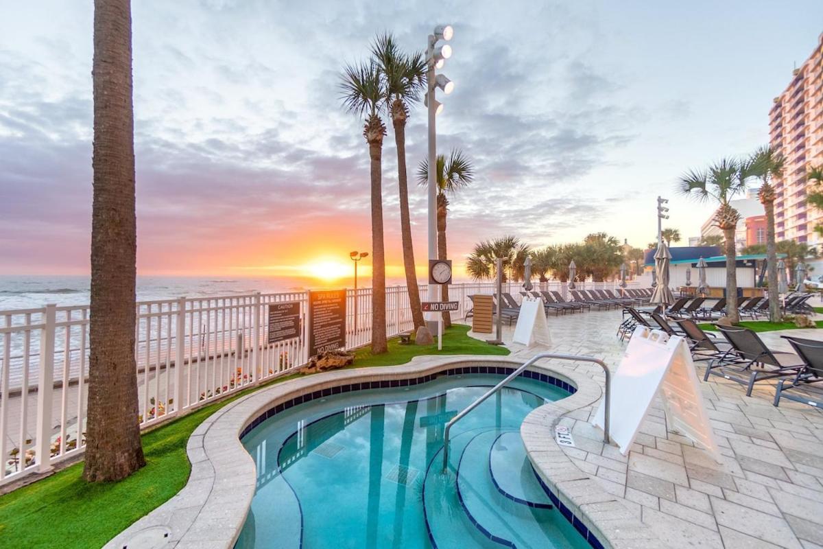 Penthouse Floor 1 Bedroom Resort Condo Direct Oceanfront Wyndham Ocean Walk - Daytona Funland 1908 Daytona Beach Bagian luar foto